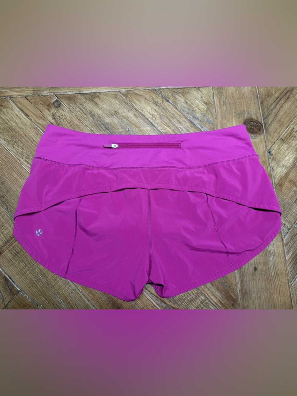 Lululemon Speed Up Low Rise Lined Shorts 2.5" Magenta Pink color Size 8 - Picture 3 of 11